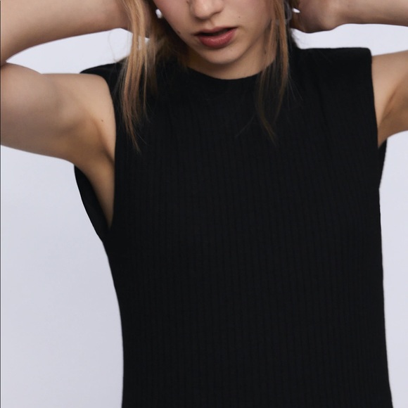 Zara Ribbed Shoulder Pad Dress - Picture 3 of 11